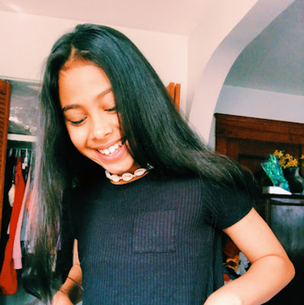 Meet your Posher, Mariely